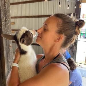 Meet your Posher, Carrie